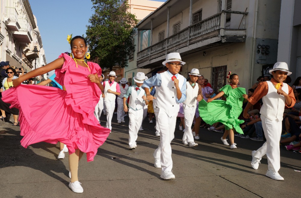 ponce puerto tradition smartly moves